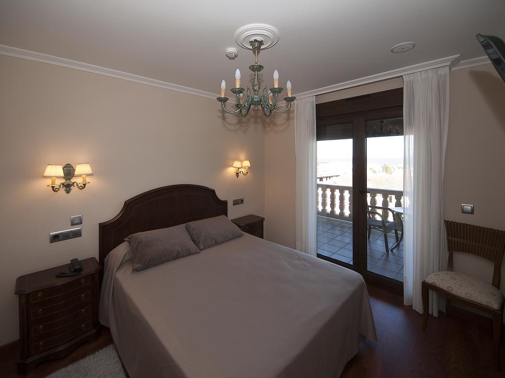 Pension Residencia A Cruzan (Adults Only) Noalla  Exterior photo