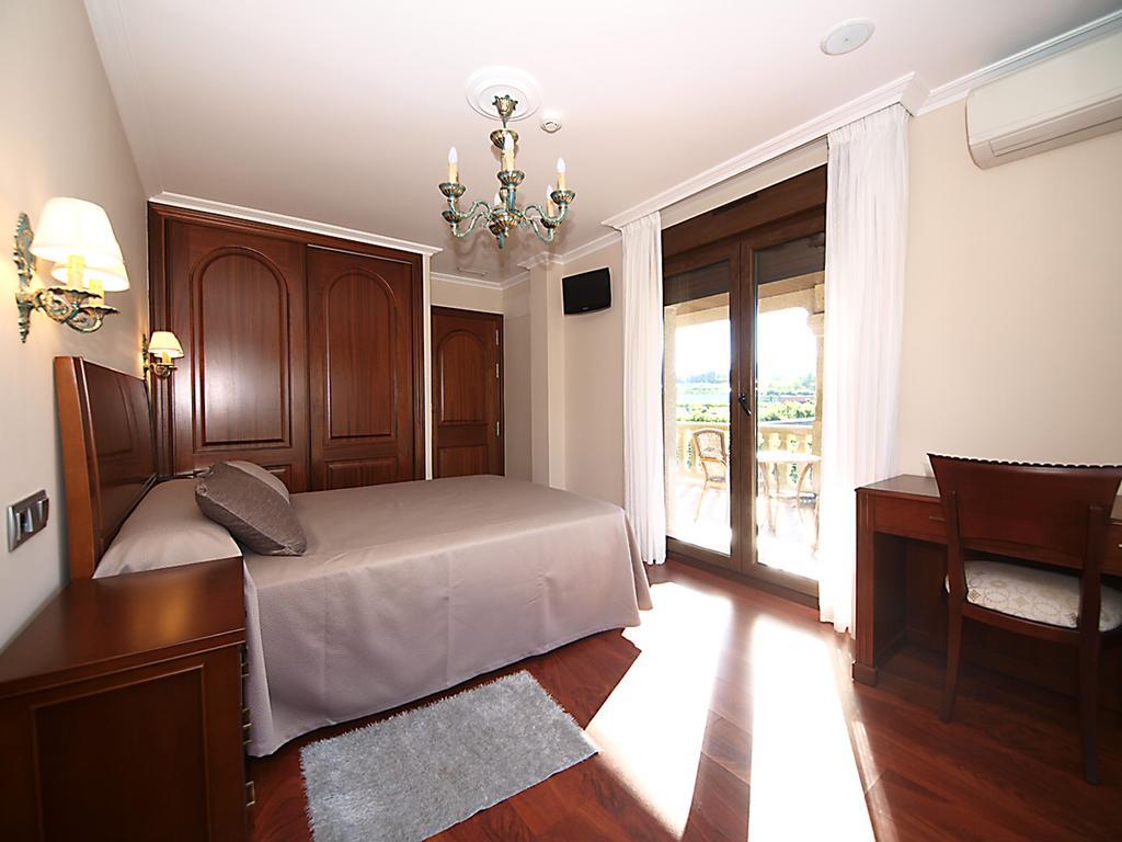 Pension Residencia A Cruzan (Adults Only) Noalla  Exterior photo