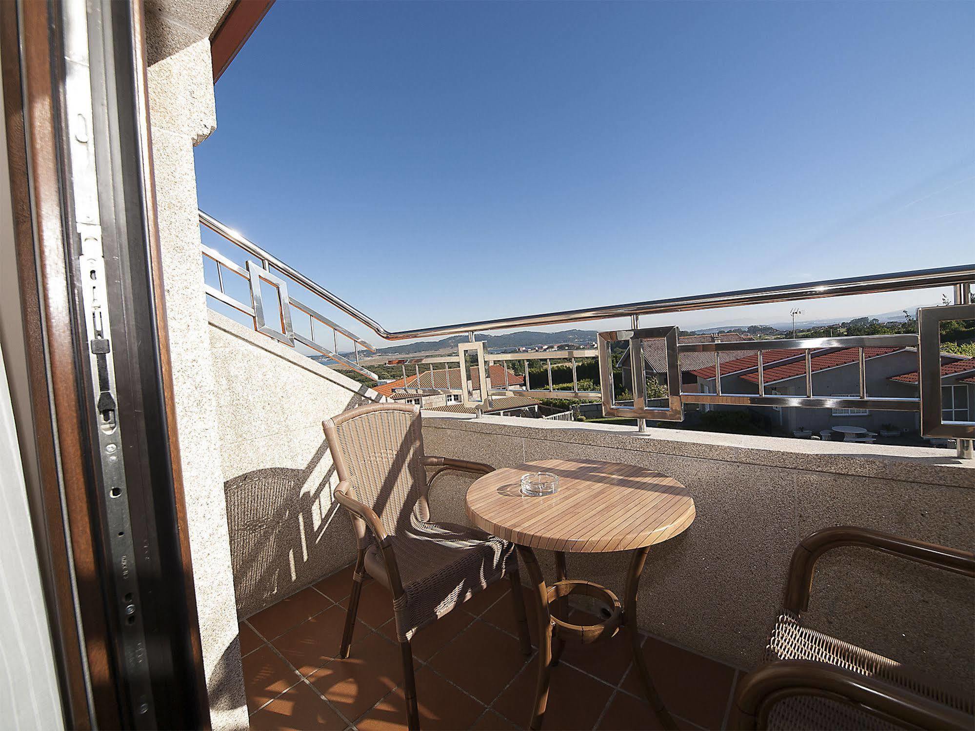 Pension Residencia A Cruzan (Adults Only) Noalla  Exterior photo