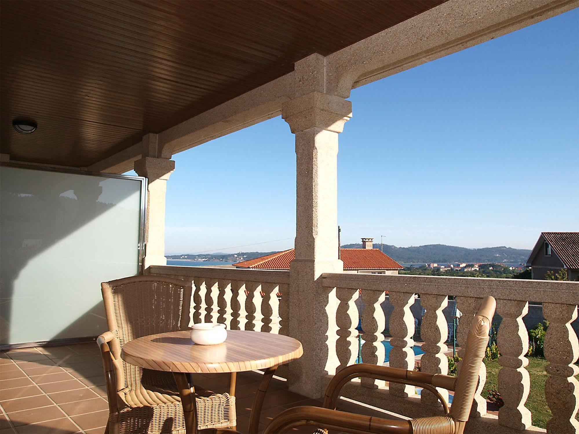 Pension Residencia A Cruzan (Adults Only) Noalla  Exterior photo